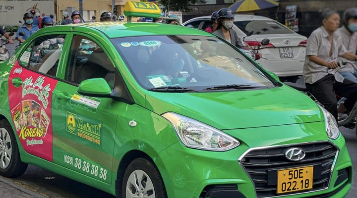 Xe kinh doanh taxi bắt buộc lắp thiết bị ghi nhận hình ảnh người lái 